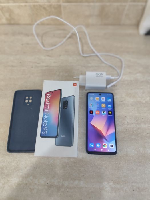 Продам смартфон Xiaomi Redmi Note 9s