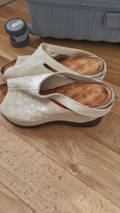 Сабо женские  34 р