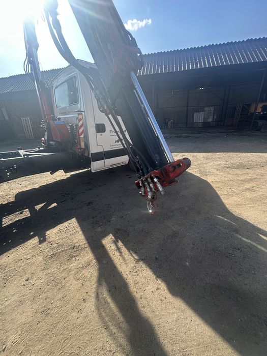 Vand iveco basculabil cu macara