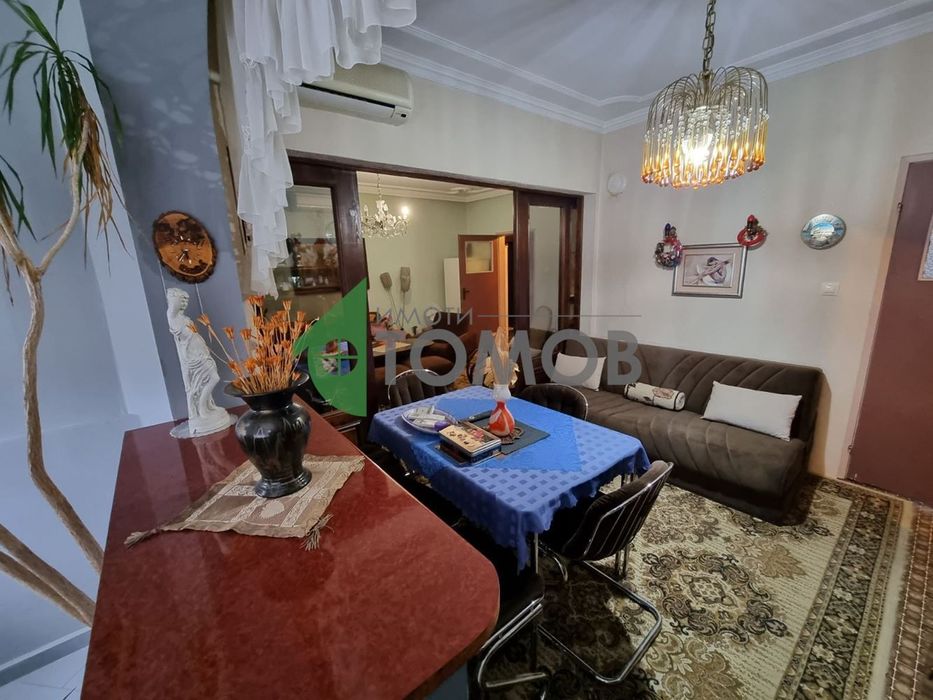 Продава се Многостаен апартамент в Шумен, Център - 110 кв.м за 1132 €/кв.м - Снимка #1