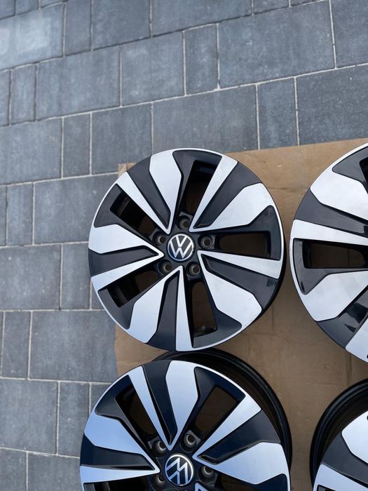 Jante VW Golf 8 R16 Caddy Touran Golf 7