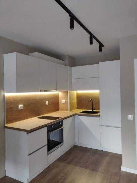 Слънчев и много уютен! Двустаен апартамент в ж. к.  Братя Миладинови!!