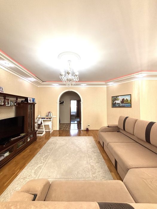 3х ком квартира район Мегастрой