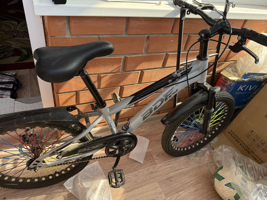 Детская парта, Велик новый