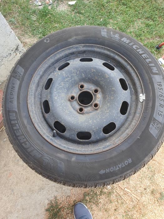 Anvelope M+S 195 65 R15 cu jante VW Bora, Golf4  5x100