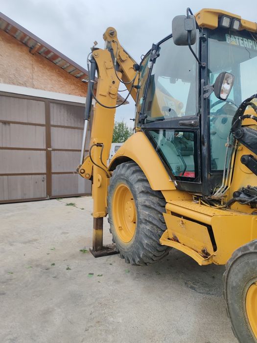 Buldoexcavator  cât 432