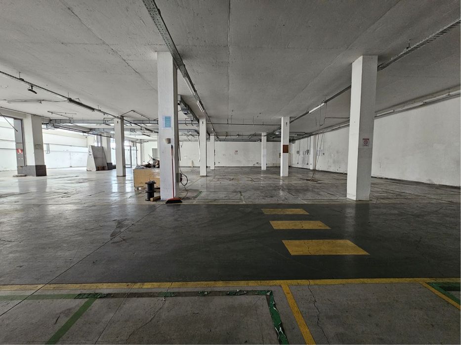 Хале под наем, складови търговски площи в Пловдив