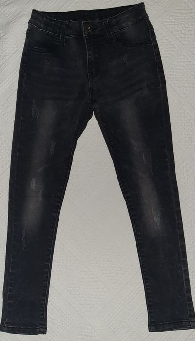 Blugi varsta 10 ani,140 cm ,impecabili