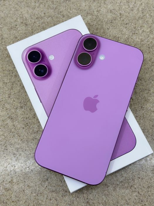 iPhone 16 pink ideal