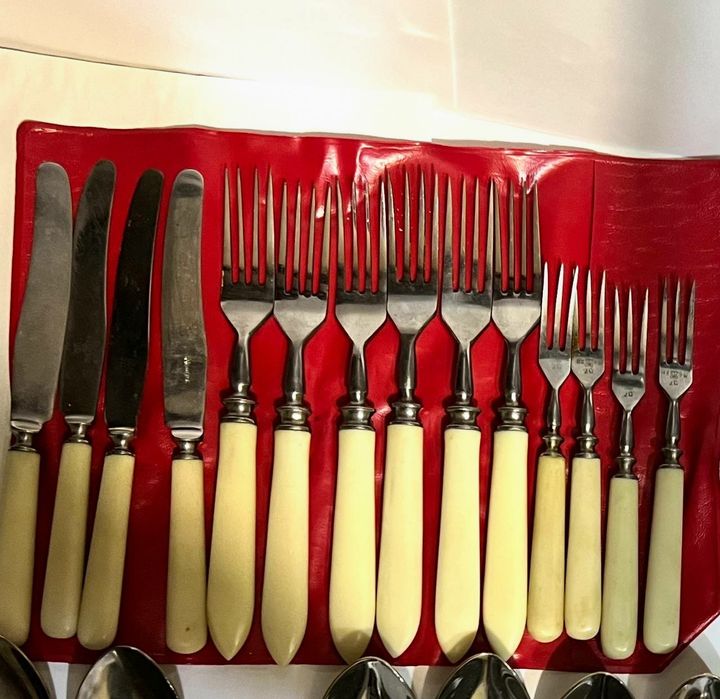 Ложки, вилки и ножи из нержавеющей стали СССР новые