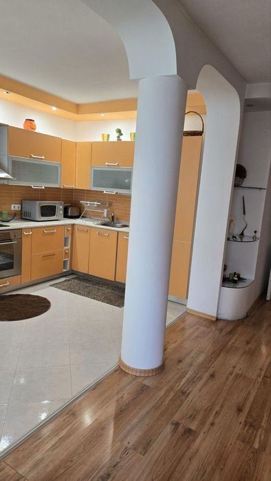 Тристаен, под наем, ж.к Борово