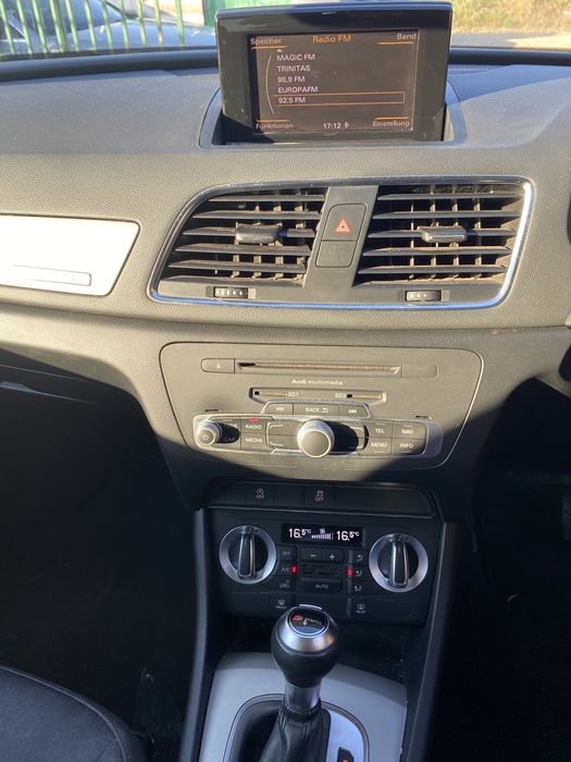 Stop stânga Audi Q3 2014
