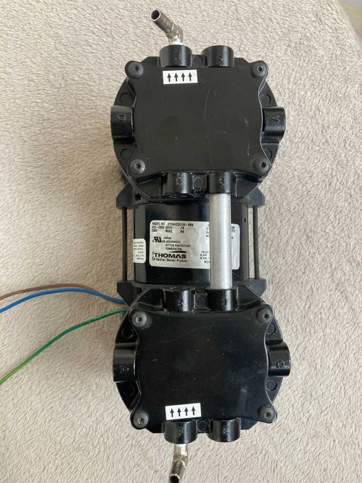 Pompa de vacuum cu diafragmă  model 2119VCDU18-669 Thomas