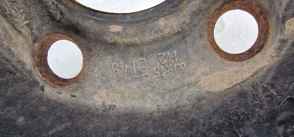 Один диск R-15 на запаску