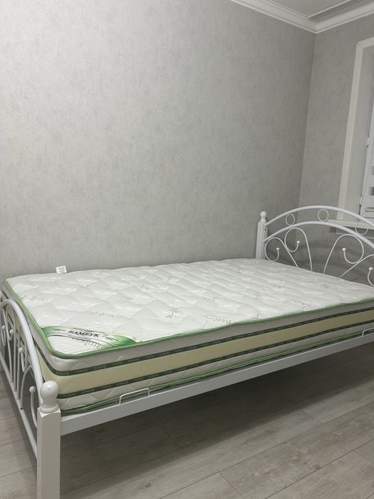 Продается кровать