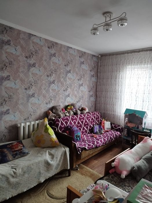 Продам дом возле центрального рынка