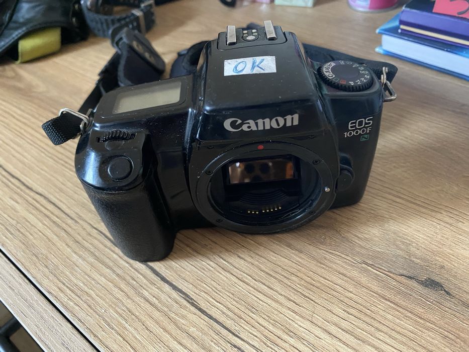 Фотоапарати Canon Eos Nikon F-50 Sony Cybershot и Обектив