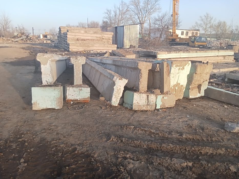 Продам ригеля прямые двухскатный