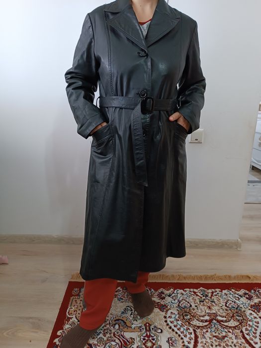 Женский кожанный плащ