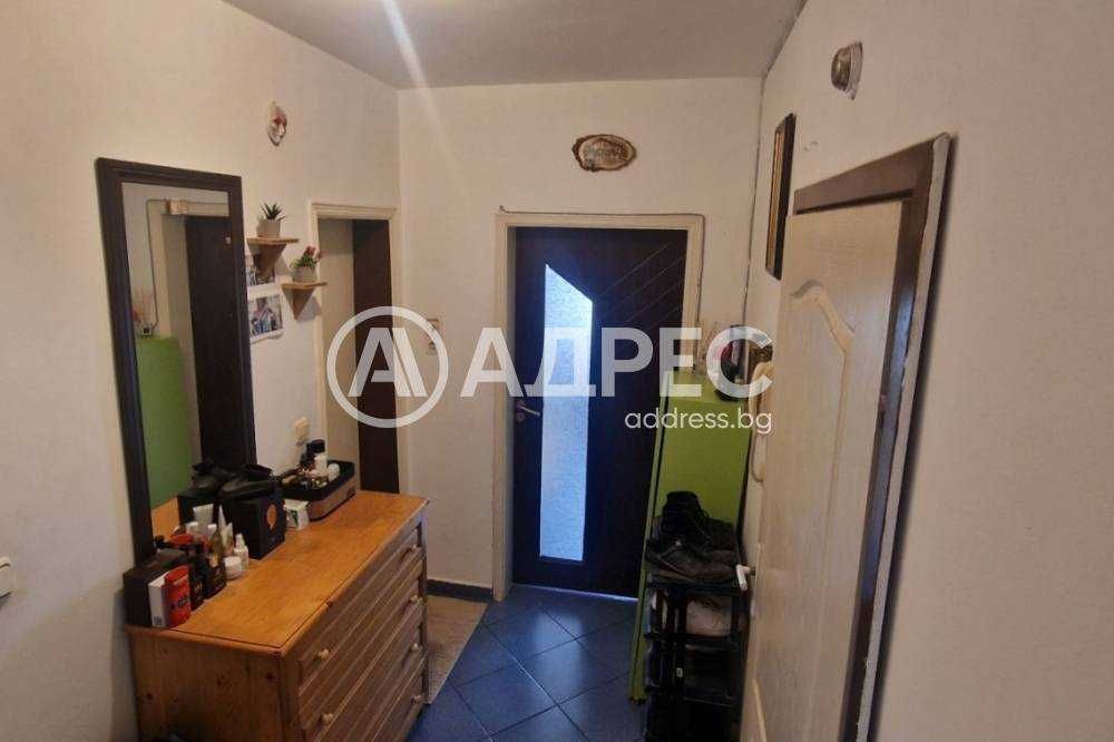 Тристаен апартамент с панорама.