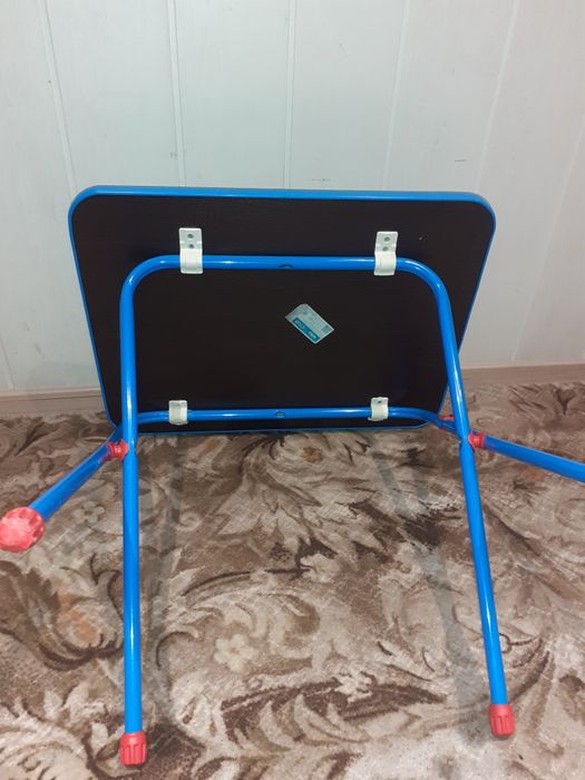 Продаю раскладной детский столик