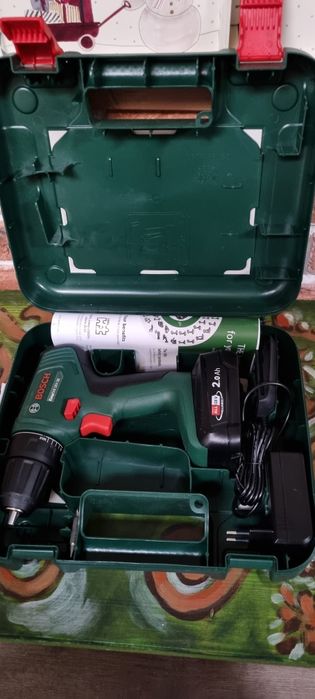 Masina de gaurit/inșurubat Bosch Easy Drill