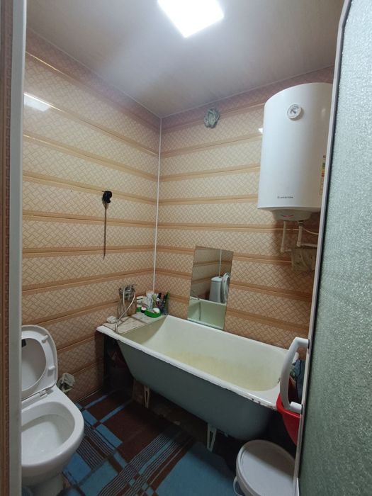 Dom sotiladi 1 xonali