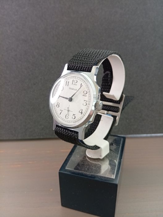 Руски ръчен механичен часовник ПОБЕДА