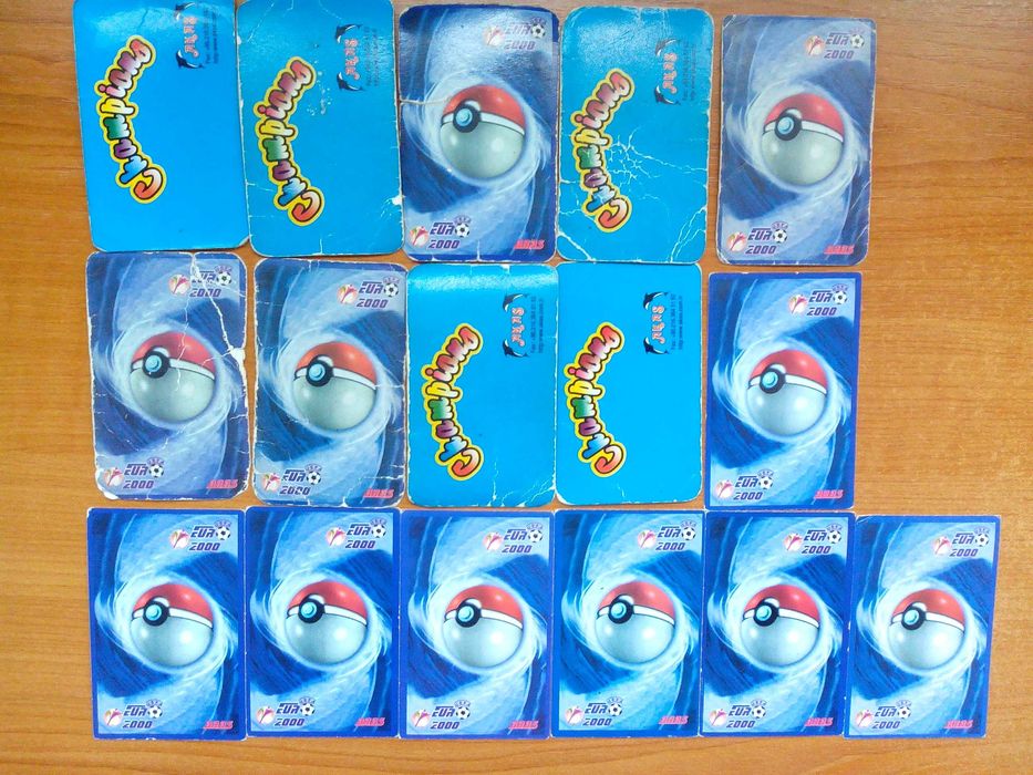 Карти на футболисти и баскетболисти и стикери на Чипикао