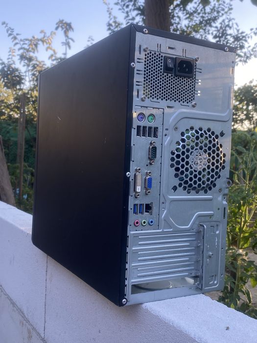 Fujisu Esprimo P520 i5