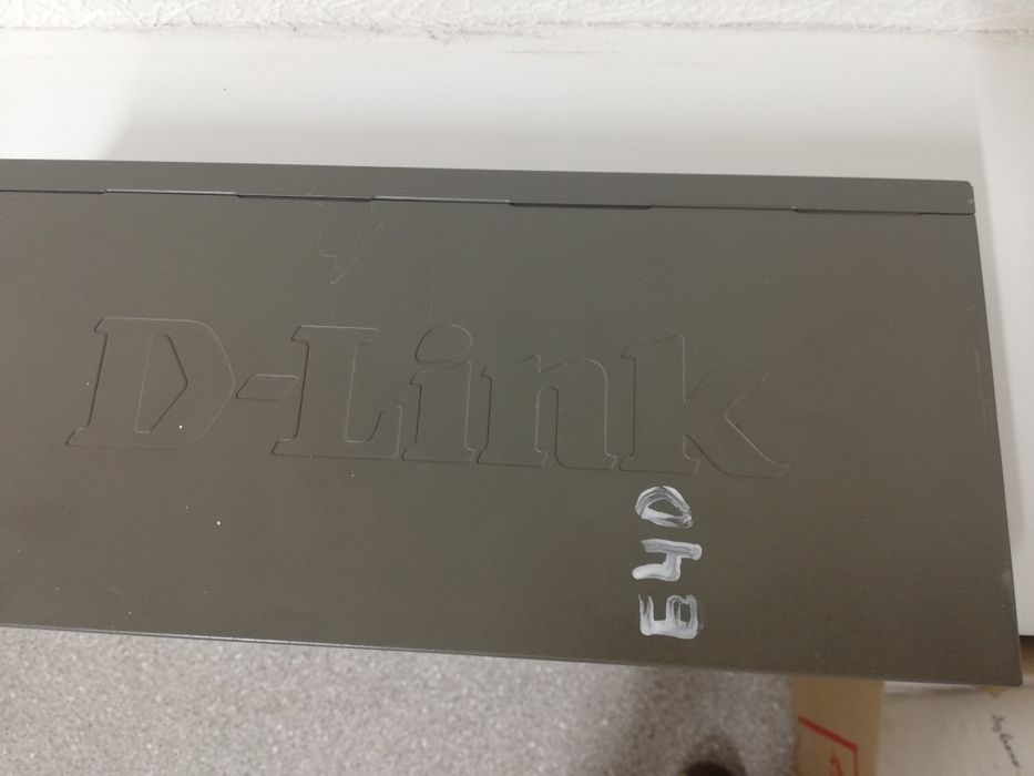 Коммутатор D-Link Des-1016A,  16 портов