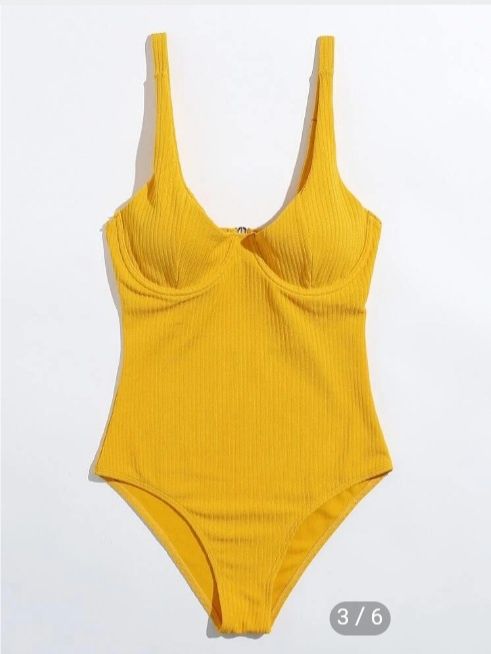 Слитный купальник