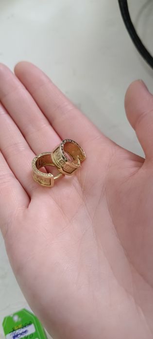 Набор серьги ,кольцо 585 проба.  Размер кольца 19.