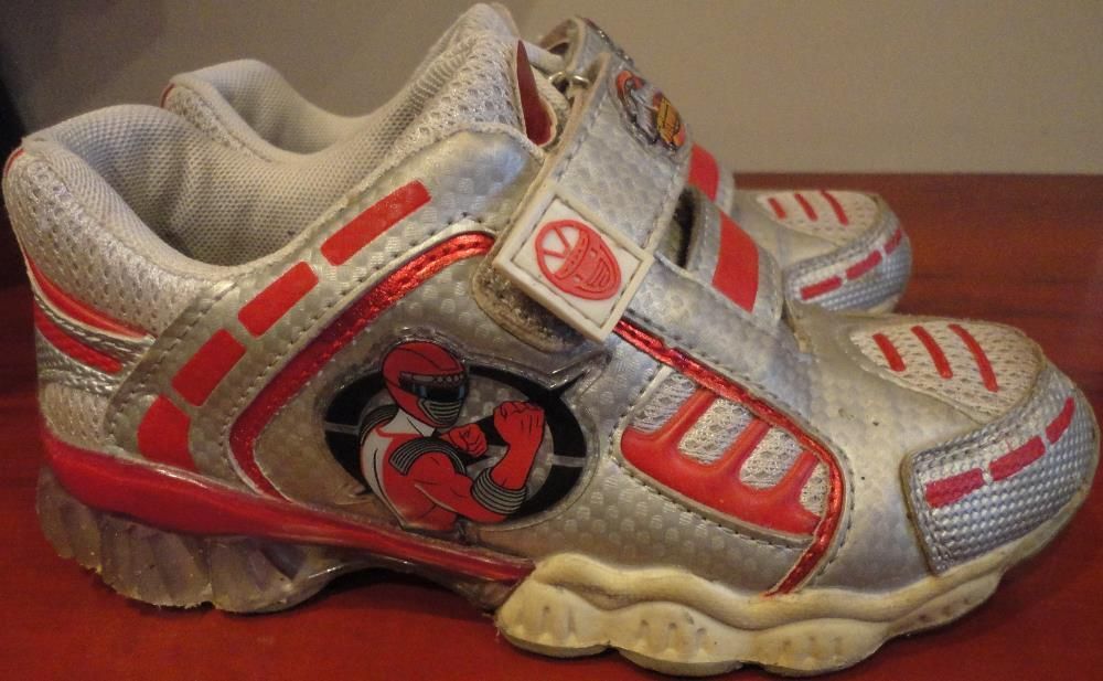 Adidasi copii cu licenta