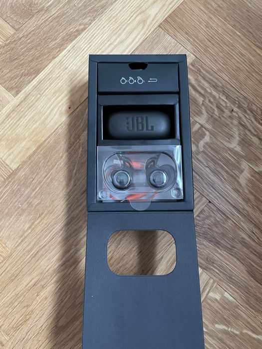 Casti JBL Reflect Aero