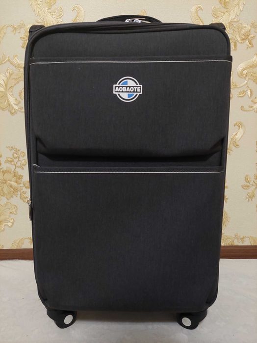 Продается чемодан