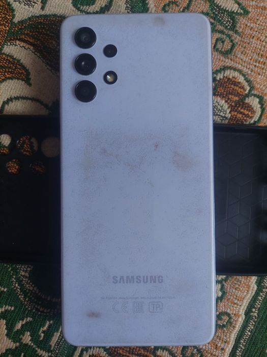 Продам смартфон Samsung galaxy A32