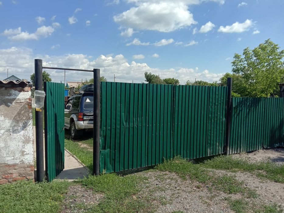 Продам частный дом в Актогае есть торг пишите