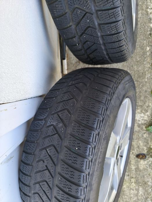 Jante cu anvelope iarnă 225 60 17