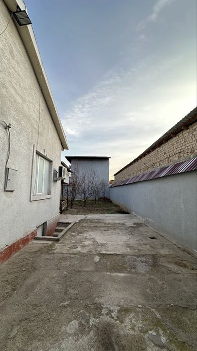 Продаётся дом участок Юнусабад Зенит завод 3,7 сотки