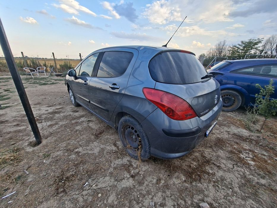 Peugeot 308  на части
