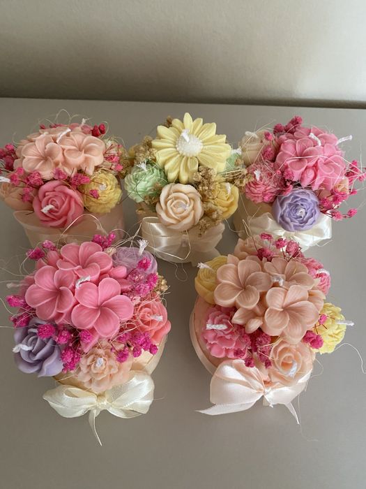 Ароматен букет от соеви свещи