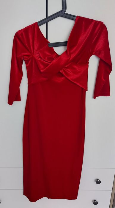 Рокля Zara плюш червено бордо