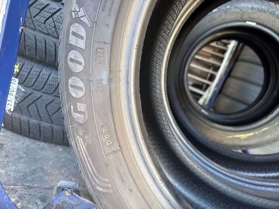 225/55/18 Good Year