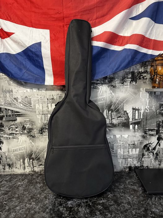 Гитара,новая в чехле