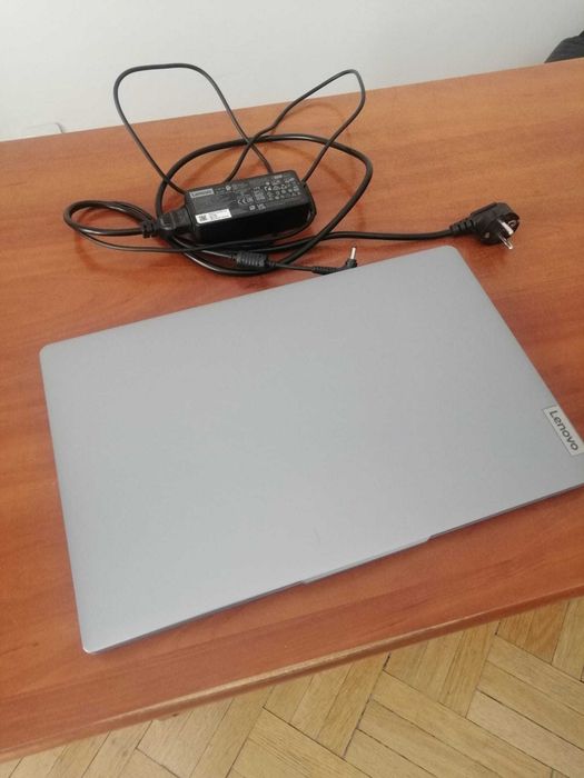 Lenovo IdeaPad Slim 3 15IRH8 – Intel Core i7 Gen 13, 16 GB RAM DDR 5, NVME 1 TB