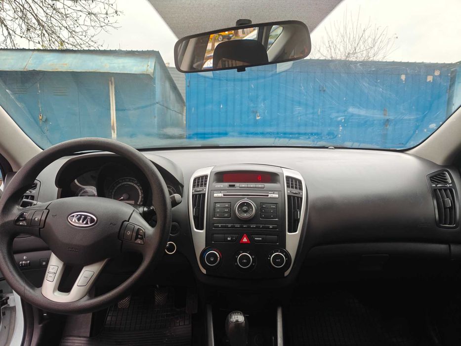 Kia Ceed 1.4 Benzină 2012