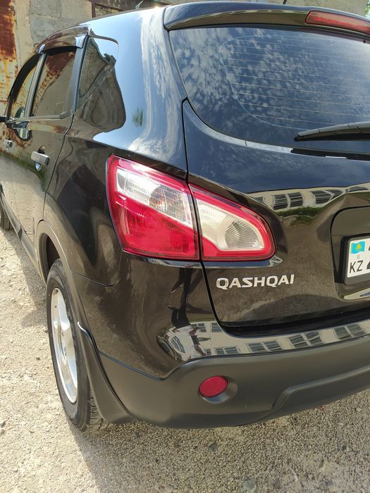 Ниссан Qashqai  2013