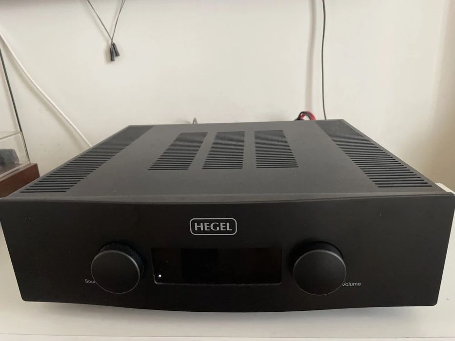 Amplificator integrat Hegel H390