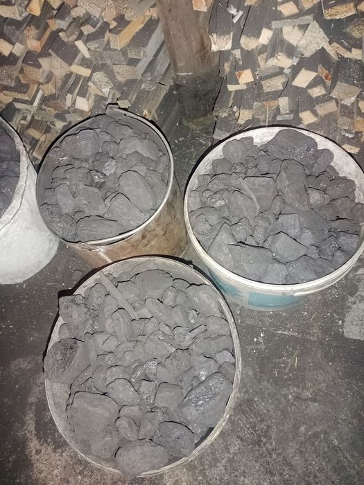 Продам уголь мешками к12 отборный орешек по пришахтинску доставлю бесп